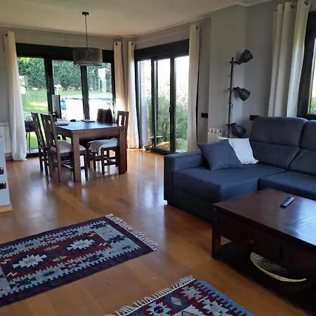 En Afueras De Gijon Asturias Tatil Evi